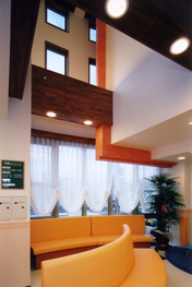 医療法人社団杉森医院 杉森クリニック 待合室